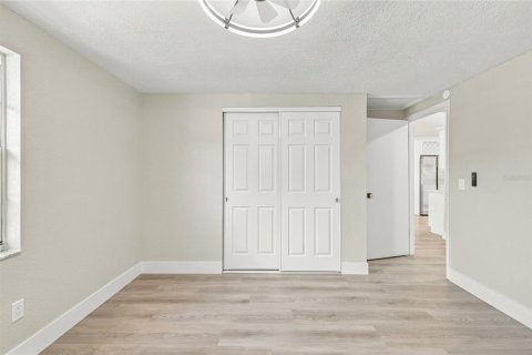Villa ou maison à vendre à Tampa, Floride: 3 chambres, 107.4 m2 № 2429136 - photo 23
