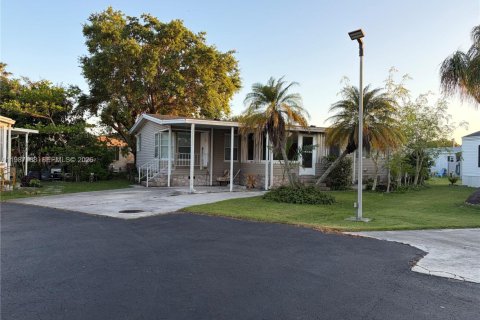 Villa ou maison à Homestead, Floride 2 chambres, 108.7 m2 № 2051425