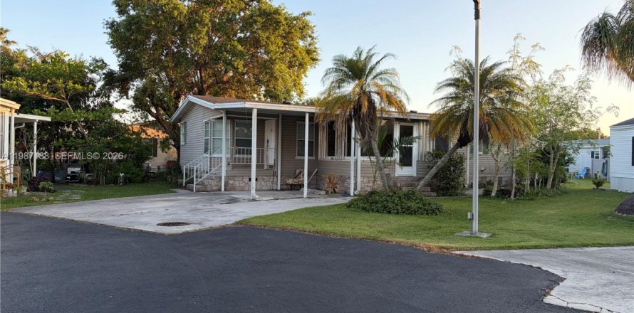 Villa ou maison à Homestead, Floride 2 chambres, 108.7 m2 № 2051425