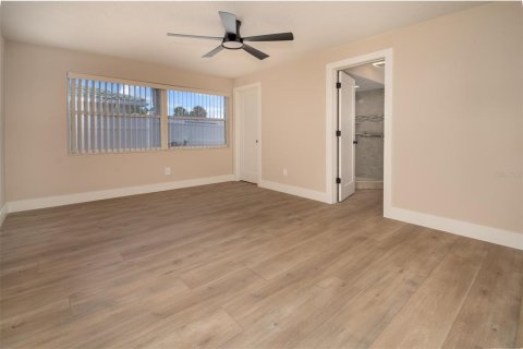 House in Dunedin, Florida 2 bedrooms, 162.21 sq.m. № 1835861 - photo 27