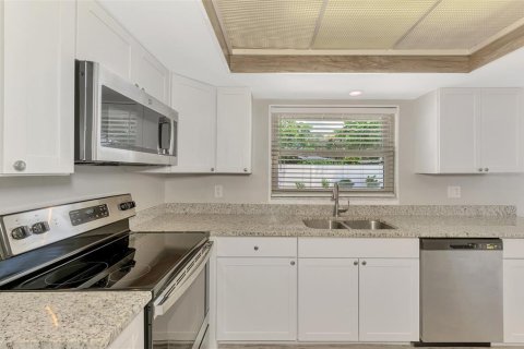 Casa en venta en North Port, Florida, 3 dormitorios, 147.62 m2 № 1876621 - foto 17
