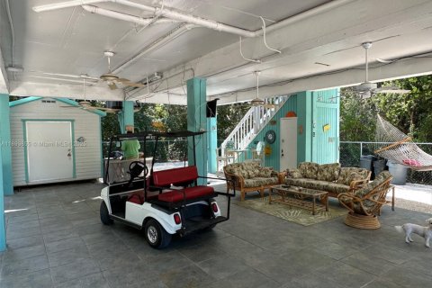 House in Key Largo, Florida 2 bedrooms, 71.35 sq.m. № 2013961 - photo 12