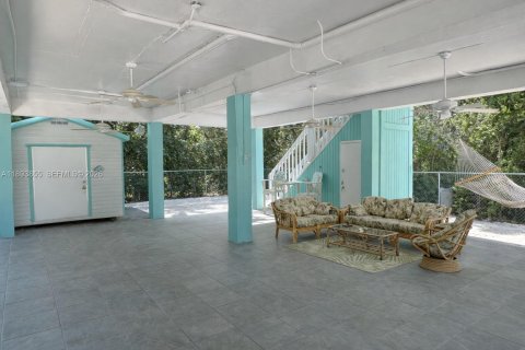 House in Key Largo, Florida 2 bedrooms, 71.35 sq.m. № 2013961 - photo 15