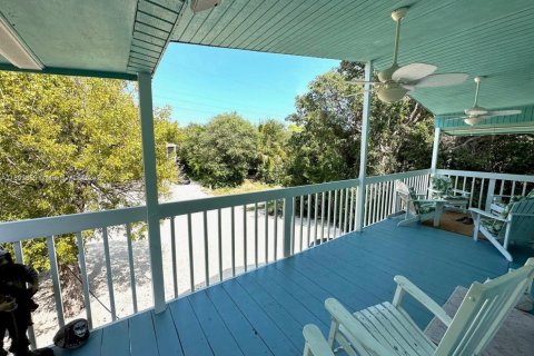 House in Key Largo, Florida 2 bedrooms, 71.35 sq.m. № 2013961 - photo 2
