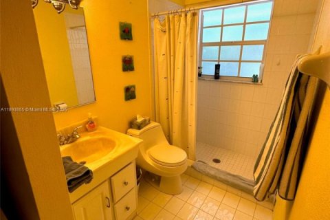 House in Key Largo, Florida 2 bedrooms, 71.35 sq.m. № 2013961 - photo 11