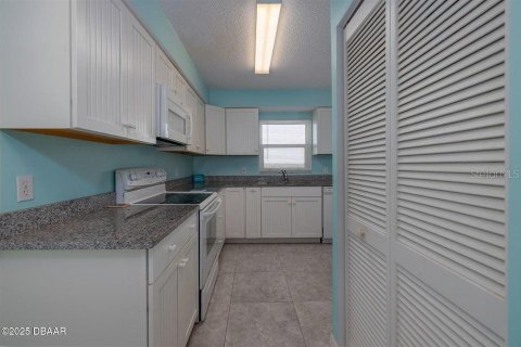 Купить кондоминиум в Ормонд-Бич, Флорида 4 комнаты, 98.48м2, № 1737006 - фото 17