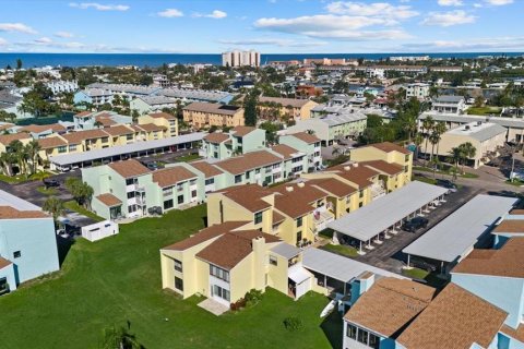 Copropriété à louer à Indian Rocks Beach, Floride: 2 chambres, 96.62 m2 № 2419338 - photo 3