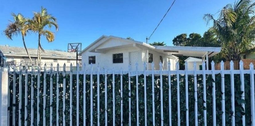 Studio à Florida City, Floride № 1995735