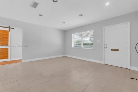 House in Margate, Florida 2 bedrooms, 98.57 sq.m. № 1800865 - photo 17