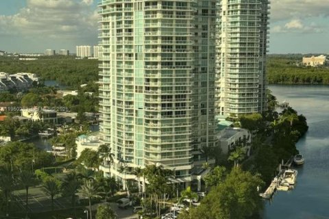 Снять в аренду кондоминиум в Санни-Айлс-Бич, Флорида 3 спальни, 217.39м2, № 2020172 - фото 19