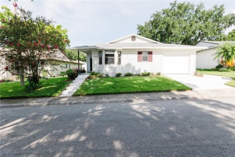 Villa ou maison à vendre à Lakeland, Floride: 2 chambres, 112.41 m2 № 1829720 - photo 2