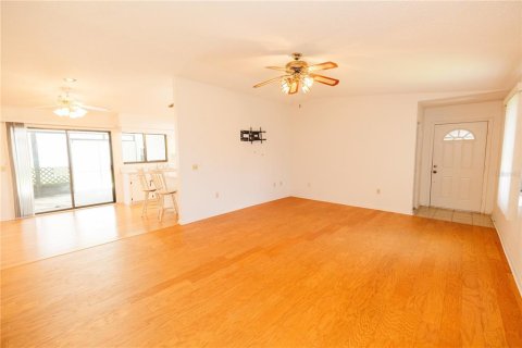 Villa ou maison à vendre à Lakeland, Floride: 2 chambres, 112.41 m2 № 1829720 - photo 9