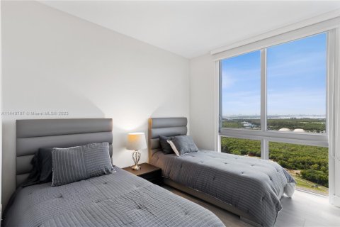 Condo in North Miami Beach, Florida, 3 bedrooms  № 1862360 - photo 12