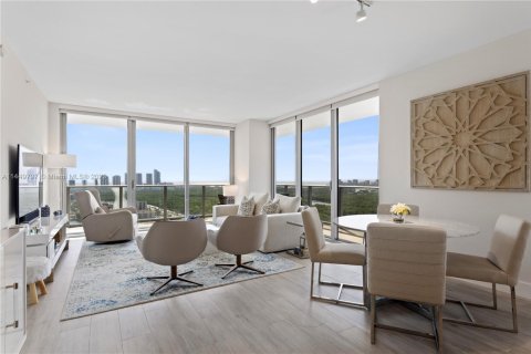 Condo in North Miami Beach, Florida, 3 bedrooms  № 1862360 - photo 7