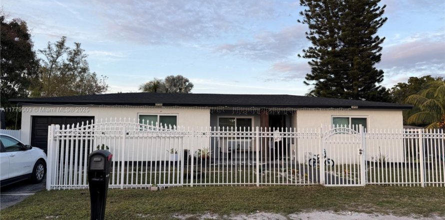 Villa ou maison à Fort Lauderdale, Floride 3 chambres, 132.94 m2 № 1621662