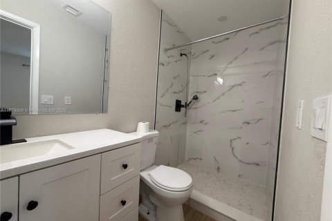 Villa ou maison à louer à Fort Lauderdale, Floride: 3 chambres, 132.94 m2 № 1621662 - photo 23