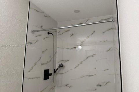 Villa ou maison à louer à Fort Lauderdale, Floride: 3 chambres, 132.94 m2 № 1621662 - photo 27