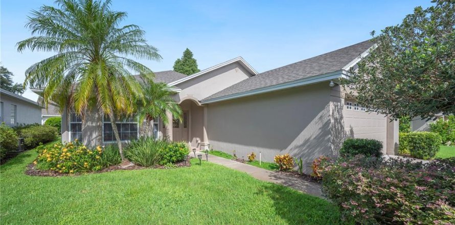 Casa en Lakeland, Florida 3 dormitorios, 187.85 m2 № 1919801