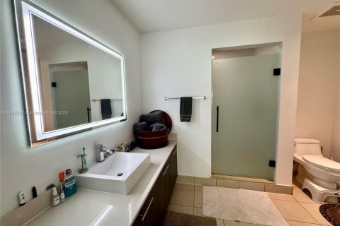 Copropriété à louer à Miami, Floride: 1 chambre, 127.55 m2 № 1877557 - photo 12