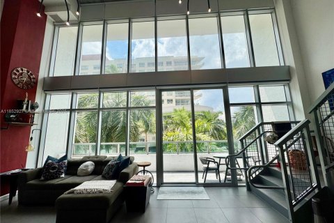 Copropriété à louer à Miami, Floride: 1 chambre, 127.55 m2 № 1877557 - photo 1