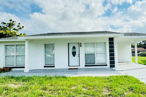 Villa ou maison à Tampa, Floride 3 chambres, 92.44 m2 № 2398877