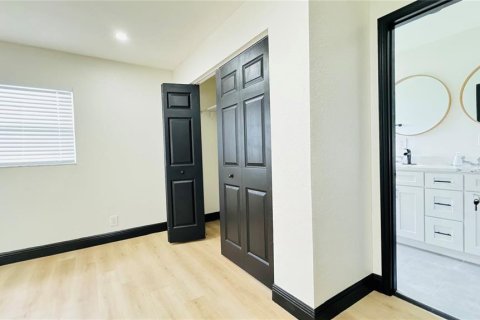 Villa ou maison à louer à Tampa, Floride: 3 chambres, 92.44 m2 № 2398877 - photo 9