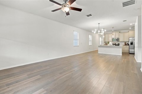 Casa en venta en Land O' Lakes, Florida, 3 dormitorios, 182.09 m2 № 2386765 - foto 13