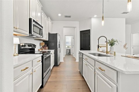 Casa en venta en Land O' Lakes, Florida, 3 dormitorios, 182.09 m2 № 2386765 - foto 5