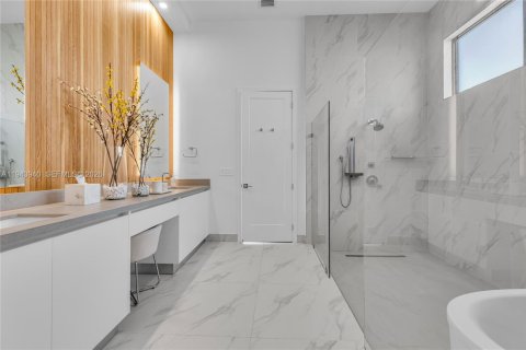 Купить виллу или дом в Купер-Сити, Флорида 5 спален, 400.78м2, № 2006385 - фото 19