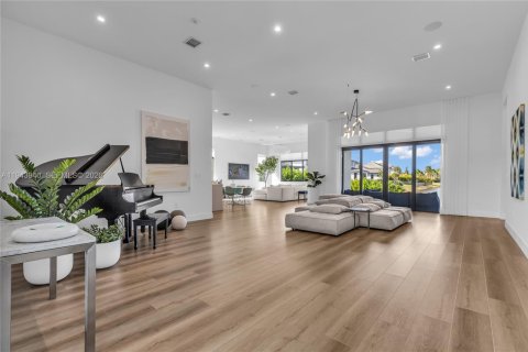 Купить виллу или дом в Купер-Сити, Флорида 5 спален, 400.78м2, № 2006385 - фото 4