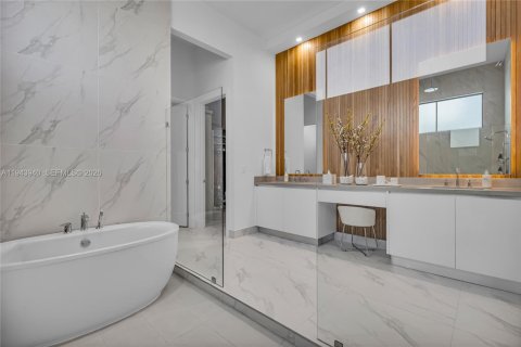 Купить виллу или дом в Купер-Сити, Флорида 5 спален, 400.78м2, № 2006385 - фото 20