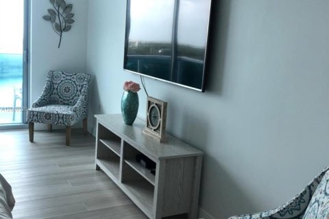 Снять в аренду кондоминиум в Санрайз, Флорида 2 спальни, 88.63м2, № 2072500 - фото 12