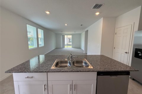 Casa en alquiler en Haines City, Florida, 4 dormitorios, 149.29 m2 № 1761312 - foto 7