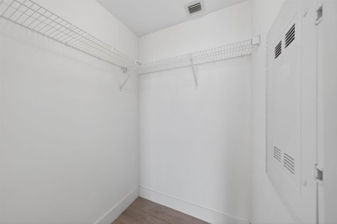 Copropriété à vendre à Miami, Floride: 1 chambre, 56.67 m2 № 2262402 - photo 25