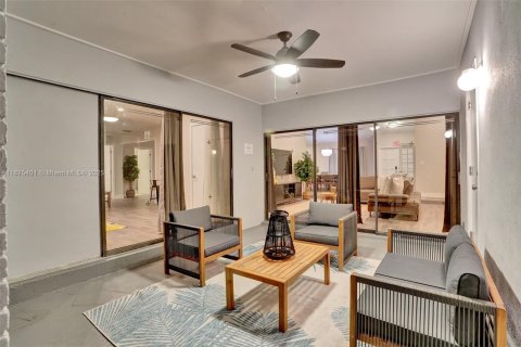 House in Plantation, Florida 7 bedrooms, 314.29 sq.m. № 1980289 - photo 27