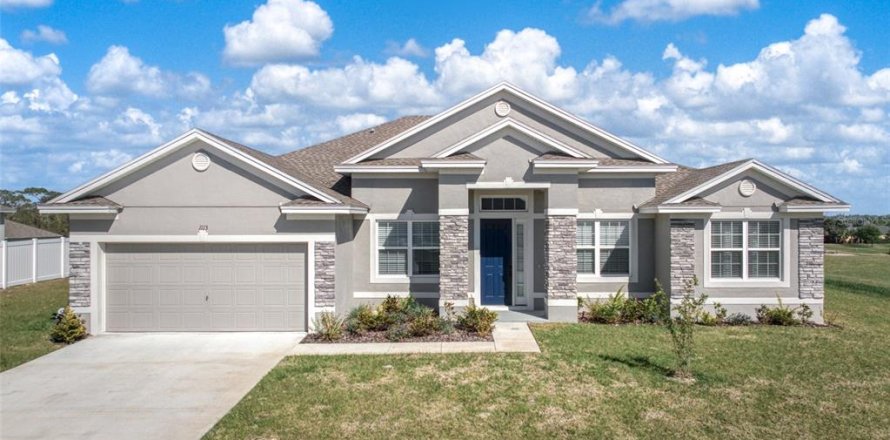 House in Babson Park, Florida 4 bedrooms, 225.47 sq.m. № 1583396