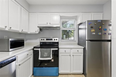 Copropriété à vendre à Orlando, Floride: 2 chambres, 96.06 m2 № 1885575 - photo 7