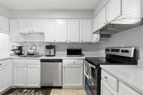 Copropriété à vendre à Orlando, Floride: 2 chambres, 96.06 m2 № 1885575 - photo 6
