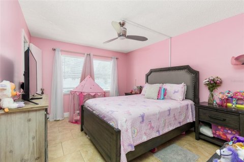 Copropriété à vendre à Orlando, Floride: 2 chambres, 96.06 m2 № 1885575 - photo 18