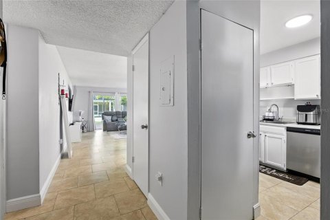 Copropriété à vendre à Orlando, Floride: 2 chambres, 96.06 m2 № 1885575 - photo 4