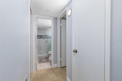 Copropriété à vendre à Orlando, Floride: 2 chambres, 96.06 m2 № 1885575 - photo 13