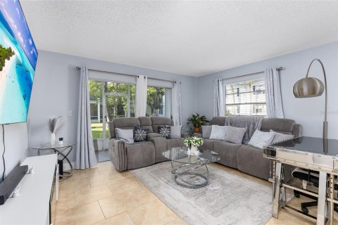 Copropriété à vendre à Orlando, Floride: 2 chambres, 96.06 m2 № 1885575 - photo 9