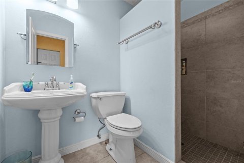 House in Keystone Heights, Florida 3 bedrooms, 164.25 sq.m. № 1885803 - photo 19