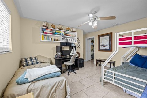 House in Keystone Heights, Florida 3 bedrooms, 164.25 sq.m. № 1885803 - photo 23