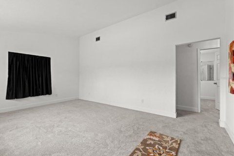House in Crystal River, Florida 3 bedrooms, 137.31 sq.m. № 1819486 - photo 8