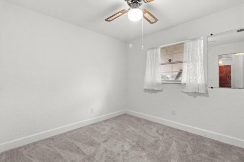House in Crystal River, Florida 3 bedrooms, 137.31 sq.m. № 1819486 - photo 25