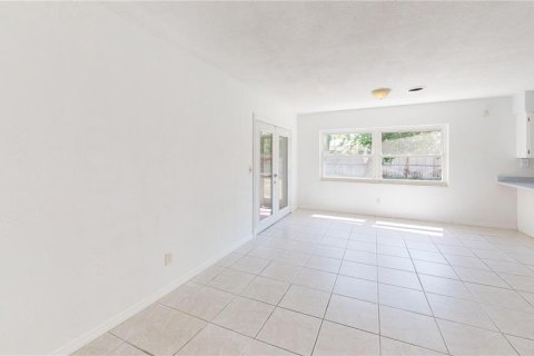 Casa en venta en Daytona Beach, Florida, 3 dormitorios, 137.59 m2 № 1755494 - foto 18