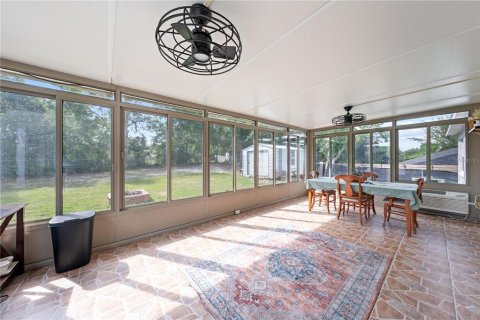 House in Deltona, Florida 3 bedrooms, 115.94 sq.m. № 2216348 - photo 14