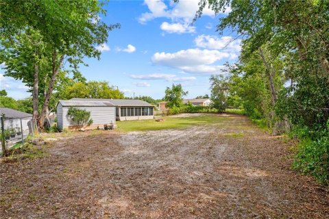 House in Deltona, Florida 3 bedrooms, 115.94 sq.m. № 2216348 - photo 24