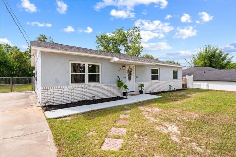 House in Deltona, Florida 3 bedrooms, 115.94 sq.m. № 2216348 - photo 28